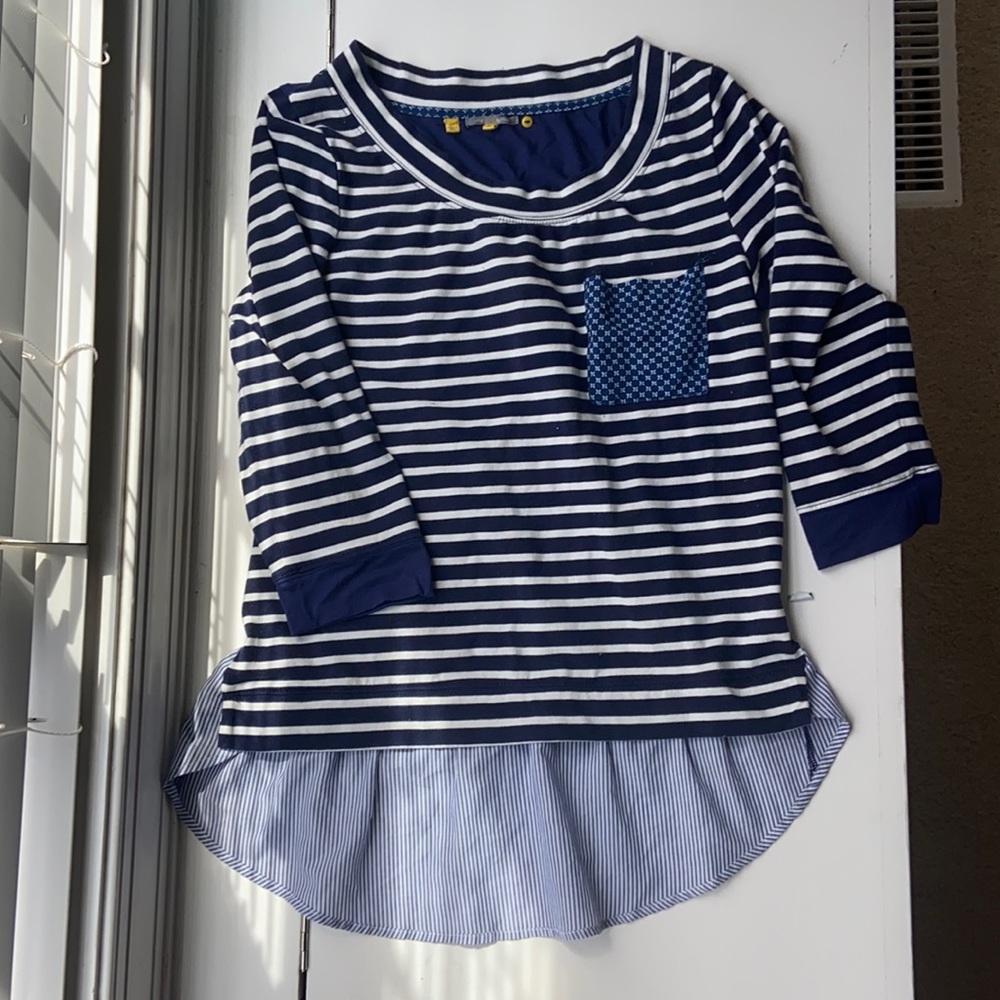 Little yellow button top by Anthropologie
